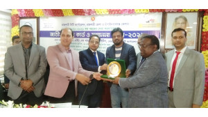 তরুণ করদাতাদের মধ্যে চাঁপাইনবাবগঞ্জ জেলায় সেরা রোহান রিমন