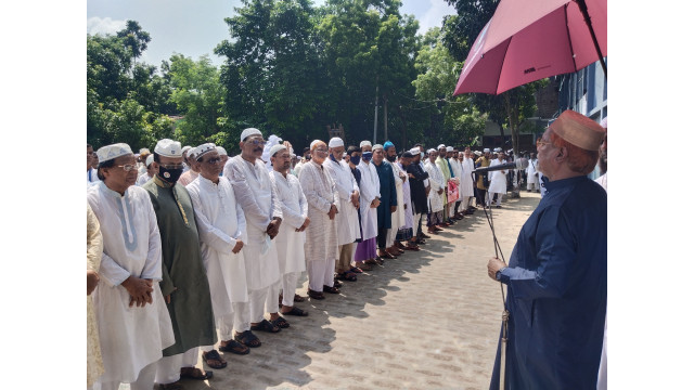 এরফান আলীর মাতার জানাজা ও দাফন সম্পন্ন