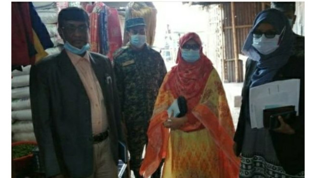 চাঁপাইনবাবগঞ্জে চার চাল ব্যবসায়ীকে অর্থদন্ড