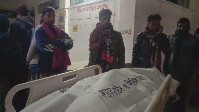 গোমস্তাপুরের জিনারপুরে ট্রাকের ধাক্কায় নিহত ১