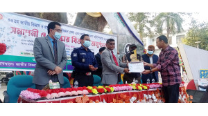  চাঁপাইনবাবগঞ্জে শেষ হলো তিনদিনের বিজ্ঞান মেলা 