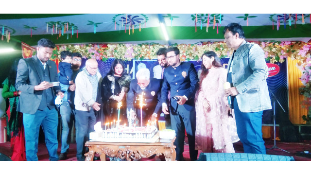 এরফান গ্রুপের বর্ষবরণ অনুষ্ঠান মাতালেন নায়িকা মৌসুমী, ওমর সানী ও কন্ঠশিল্পী খুরশিদ আলম
