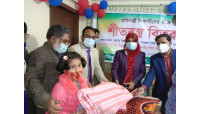 সুইড বুদ্ধি প্রতিবন্ধী স্কুলের ছাত্র-ছাত্রীদের মধ্যে কম্বল বিতরণ