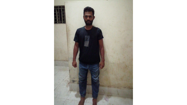 মাদক মামলায় অভিযুক্তকে গ্রেপ্তার করল র্যাব পুলিশের কাছে হস্তান্তর