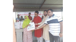 আশ্রয়ণ প্রকল্পের ৫০টি পরিবারকে ঈদ সামগ্রী উপহার দিয়েছে  ম্যাক্স হাসপাতাল