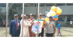 নবাবগঞ্জ সরকারি কলেজে নবীন বরণ ও বার্ষিক ক্রীড়া প্রতিযোগিতার পুরস্কার বিতরণ
