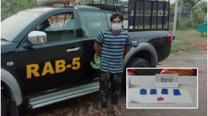 সদর উপজেলার লালাপাড়া থেকে ইয়াবাসহ যুবক গ্রেফতার 