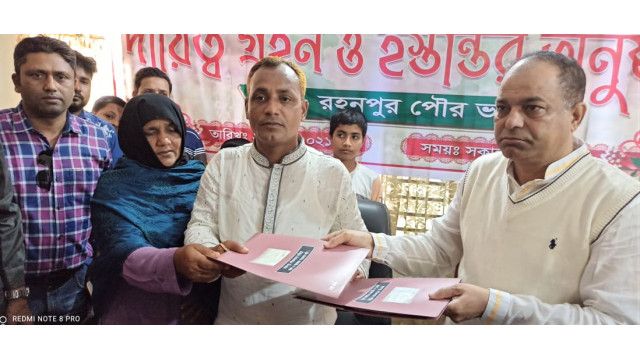 দায়িত্ব নিলেন রহনপুর পৌর মেয়র মতিউর রহমান খাঁন মতি