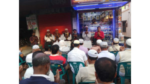 নয়াগোলা হাটে এফ.এন.এফ ফুডস শোরুমের শুভ উদ্বোধন