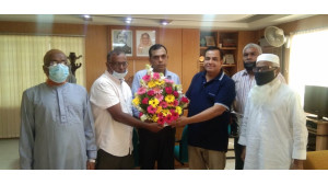 ফার্টিলাইজার অ্যাসোসিয়েশন চাঁপাইনবাবগঞ্জ ইউনিটের পক্ষ থেকে জেলা প্রশাসককে বিদায় সংবর্ধনা 