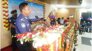 মুক্তিযুদ্ধের চেতনায় উদ্বুদ্ধ হয়ে সুখি সমৃদ্ধ বাংলাদেশ গড়তে কাজ করছে পুলিশ- ডিআইজি বাতেন