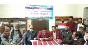  শিবগঞ্জে মুক্তিযোদ্ধা লাঞ্চিত ঘটনায় উত্তপ্ত রাজনৈতিক অঙ্গন। চলছে পাল্টা পাল্টি সংবাদ সম্মেলন