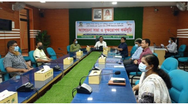 চাঁপাইনবাবগঞ্জ জেলা প্রশাসনের আয়োজনে শেখ কামালের ৭১তম জন্মদিবস উদযাপন