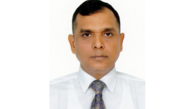 চাঁপাইনবাবগঞ্জের সাবেক জেলা প্রশাসক স্ত্রীসহ করোনা পজিটিভ