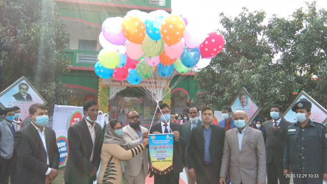 চাঁপাইনবাবগঞ্জে তিনদিনব্যাপী বঙ্গবন্ধু দেয়ালিকা উৎসব শুরু