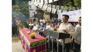 ৯নং ওয়ার্ডে নৌকার ভোট চেয়ে পথসভা অনুষ্ঠিত  