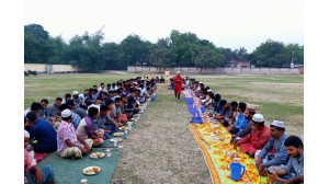  দেবীনগর রক্তের বন্ধনের ইফতার অনুষ্ঠিত