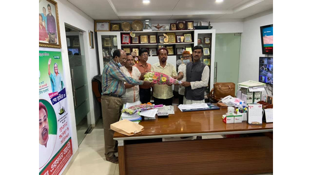 চরঅনুপনগর ইউনিয়ন পরিষদের সদ্য নির্বাচিত চেয়ারম্যান সিরাজুলকে এরফান আলীর শুভেচ্ছা