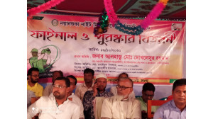 নয়ানশুকা নাইট মিনি ক্রিকেট টুর্নামেন্টের ফাইনাল খেলা অনুষ্ঠিত