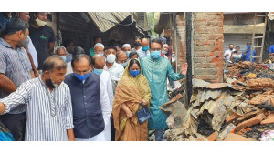 তহা বাজারের দোকান ঘর পরিদর্শন করলেন আওয়ামী লীগ নেতৃবৃন্দ