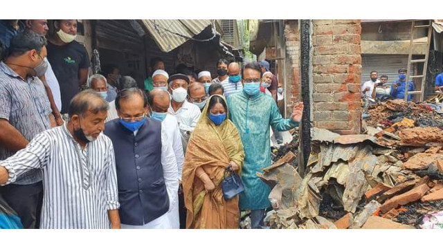 তহা বাজারের দোকান ঘর পরিদর্শন করলেন আওয়ামী লীগ নেতৃবৃন্দ