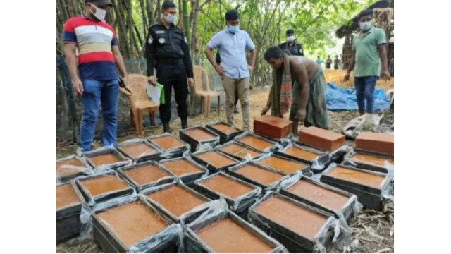 শিবগঞ্জে ভেজাল গুড় তৈরির অপরাধে অর্থদণ্ড