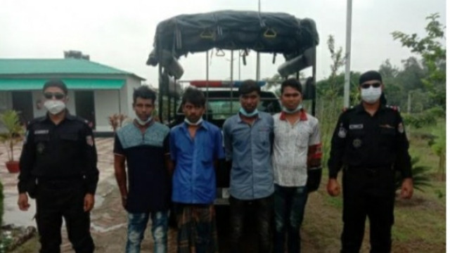 দ্বারিয়াপুর হাতাপাড়া থেকে ১৩ কেজি গাঁজাসহ ৪ জন আটক