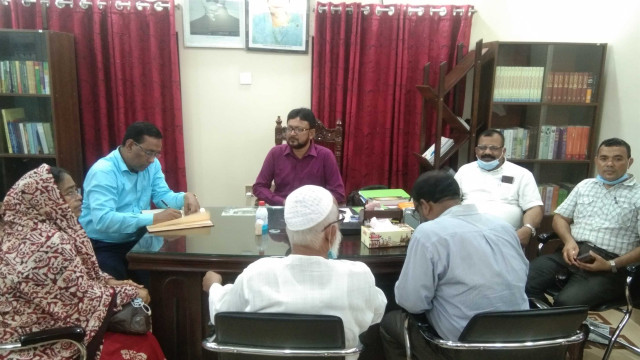 রাজশাহী শিক্ষাবোর্ডের চেয়ারম্যান ও উপ-পরিচালকের নামোশংকরবাটী উচ্চ বিদ্যালয় পরিদর্শন