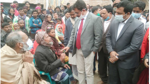  গোমস্তাপুরে পাকা ঘর পেলেন মুক্তিযোদ্ধা নসিমুদ্দীন নসু  