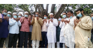 আজাইপুর-শংকরবাটি বিলের কচুরিপনা অপসারণ কাজ শুরু 