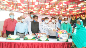 চাঁপাইনবাবগঞ্জ সদর উপজেলা পর্যায়ে এরফান গ্রুপের ঈদ সামগ্রী ও খাদ্যসহায়তা বিতরণ কার্যক্রমের উদ্বোধন