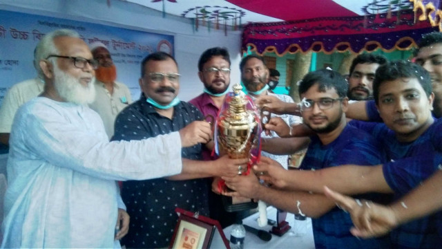 নামোশংকরবাটী উচ্চ বিদ্যালয় মিনি ফুটবল টুর্নামেন্টে চ্যাম্পিয়ন ২০১০ ব্যাচ