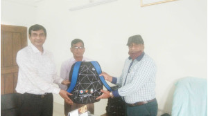 নবাবগঞ্জ সরকারি কলেজের বিভিন্ন বিভাগে ১০০ ডেস্কটপ ও ২৩টি ল্যাপটপ বিতরণ