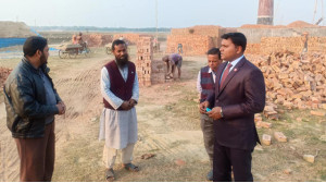 চাঁপাইনবাবগঞ্জে দুটি  অবৈধ ইটভাটার বিরুদ্ধে ব্যবস্থা 