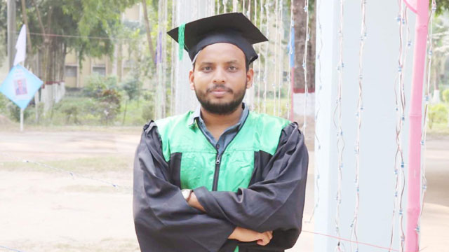 প্রতিকুলতাকে জয় করে কৃষক বাবার ছেলে আব্দুর রহিম বিসিএস ক্যাডার