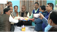 রহনপুর পৌরসভার নবনির্বাচিত পরিষদকে সংবর্ধনা 