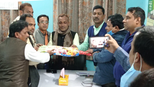 রহনপুর পৌরসভার নবনির্বাচিত পরিষদকে সংবর্ধনা