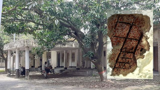 নাচোলে জীবনের ঝুঁকি নিয়ে কাজ করছের ৪টি দপ্তরের কর্মকর্তা কর্মচারিরা