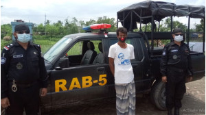 সুন্দরপুর বাগডাঙ্গা থেকে হেরোইনসহ ১জনকে গ্রেফতার করেছে র‌্যাব