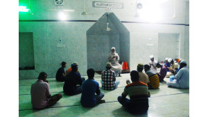 ভোলাহাটে যুবলীগের চেয়ারম্যান শেখ ফজলে শামস্ পরশ এর জন্মদিনের আয়োজন 