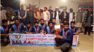 চাঁদলাই যুব সংঘ আয়োজিত নাইট মিনি ক্রিকেট টুর্নামেন্টের ফাইনাল অনুষ্ঠিত