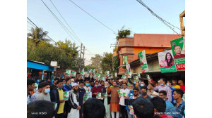 পৌরসভার ৭ নং ওয়ার্ডে আলহাজ্ব মোখলেসুর রহমানের গণসংযোগ