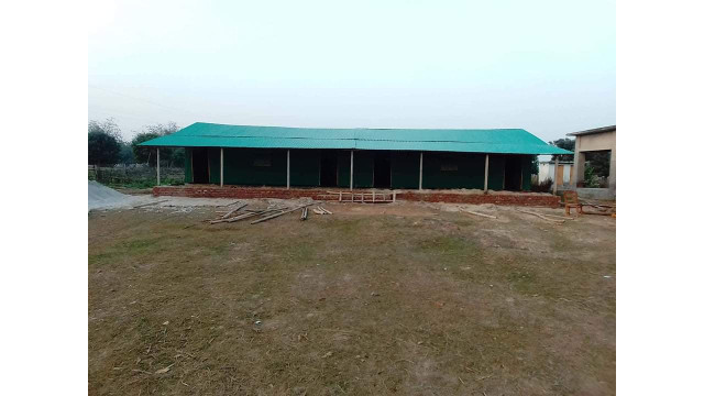 নারায়নপুর আদর্শ কলেজে ক্লাস রুম পেয়ে খুশি শিক্ষার্থীরা