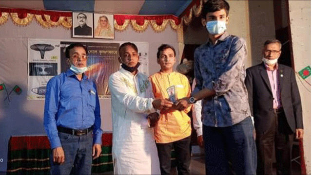 রহনপুরে বিজ্ঞান আড্ডা অনুষ্ঠিত
